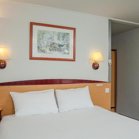Campanile Hotel - Basildon - East Of London Экстерьер фото