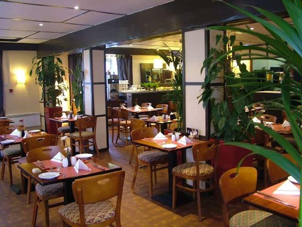 Campanile Hotel - Basildon - East Of London Ресторан фото